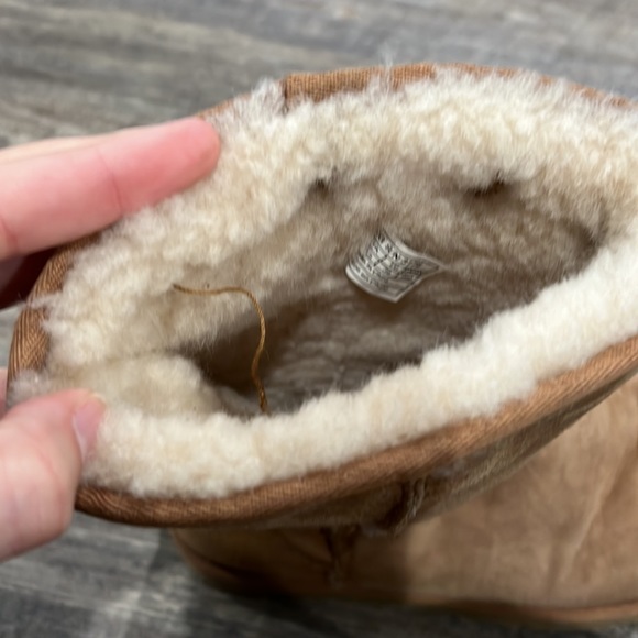 UGG boots - Picture 3 of 5